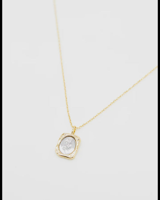 Classic Rose Necklace