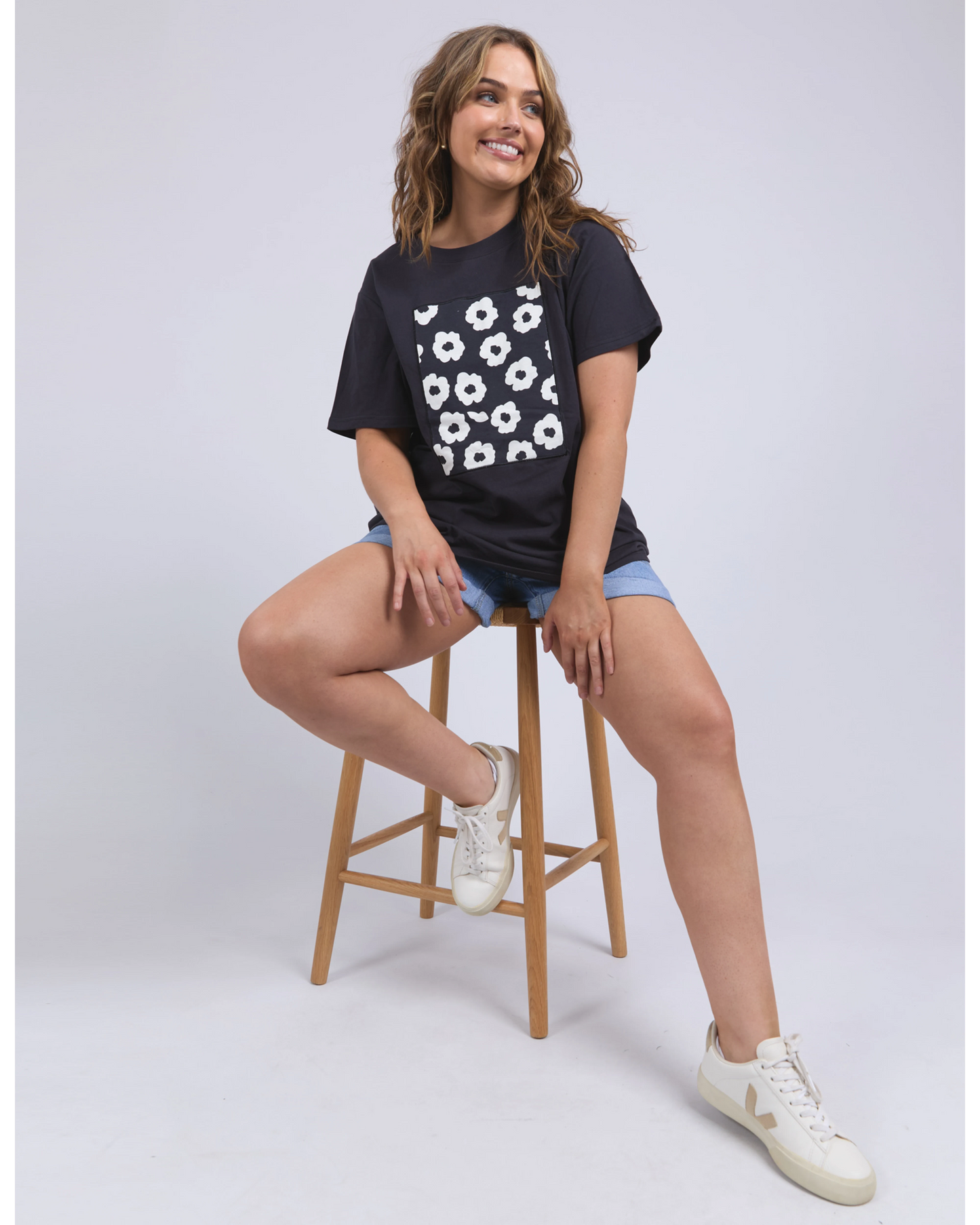 Azalea Tee Navy