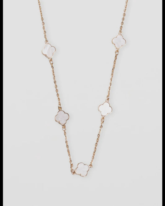 Mother of Pearl Flower Necklace