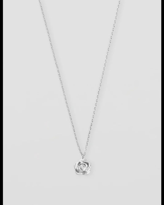 Petite Flower Necklace