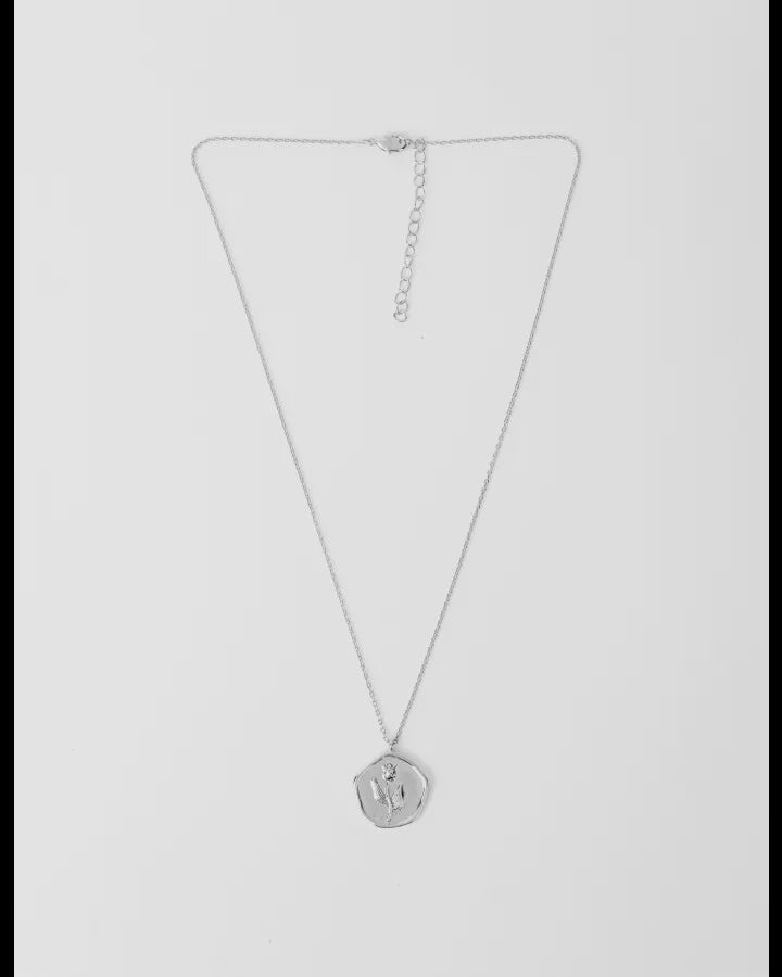 Tulip Necklace
