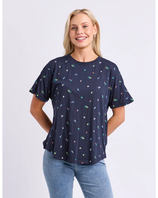 Festive Market Tee