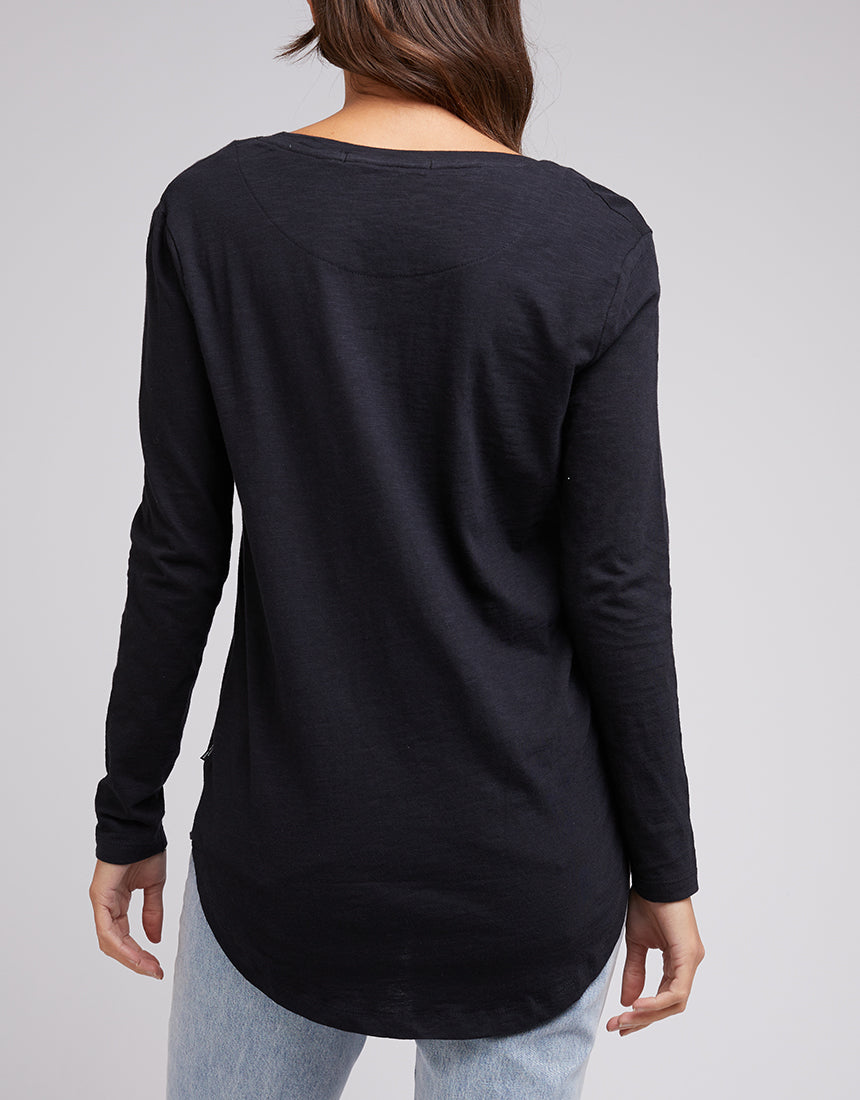 Marvelous L/S Tee Black