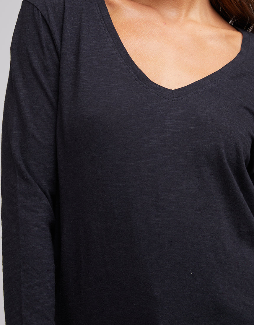 Marvelous L/S Tee Black