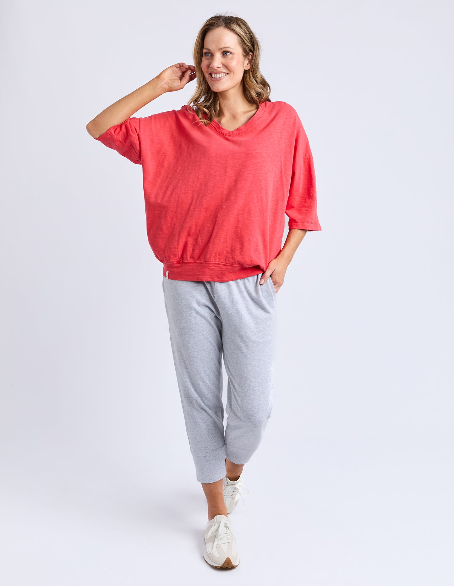 Maizie Sweat Vee Neck Cayenne