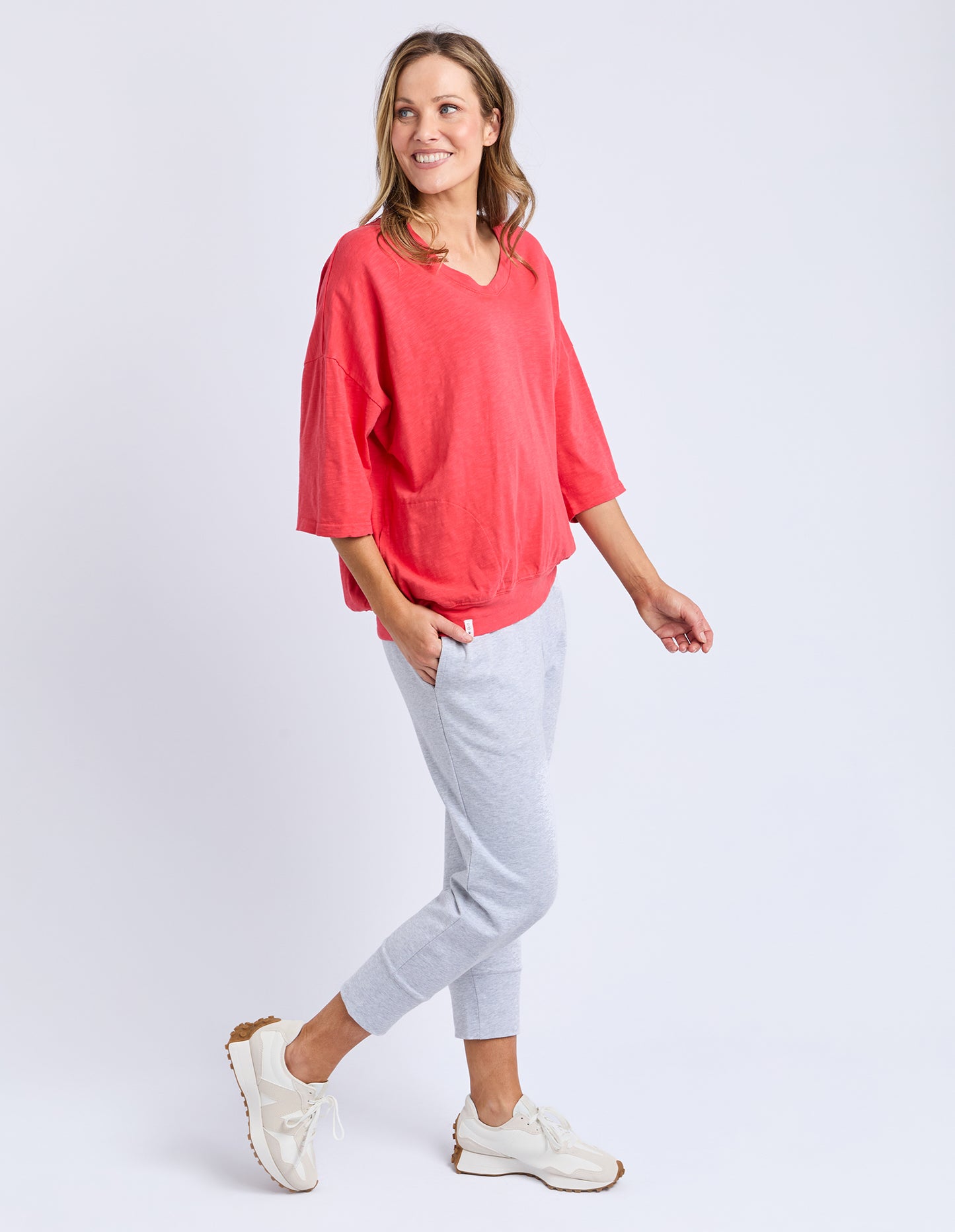 Maizie Sweat Vee Neck Cayenne