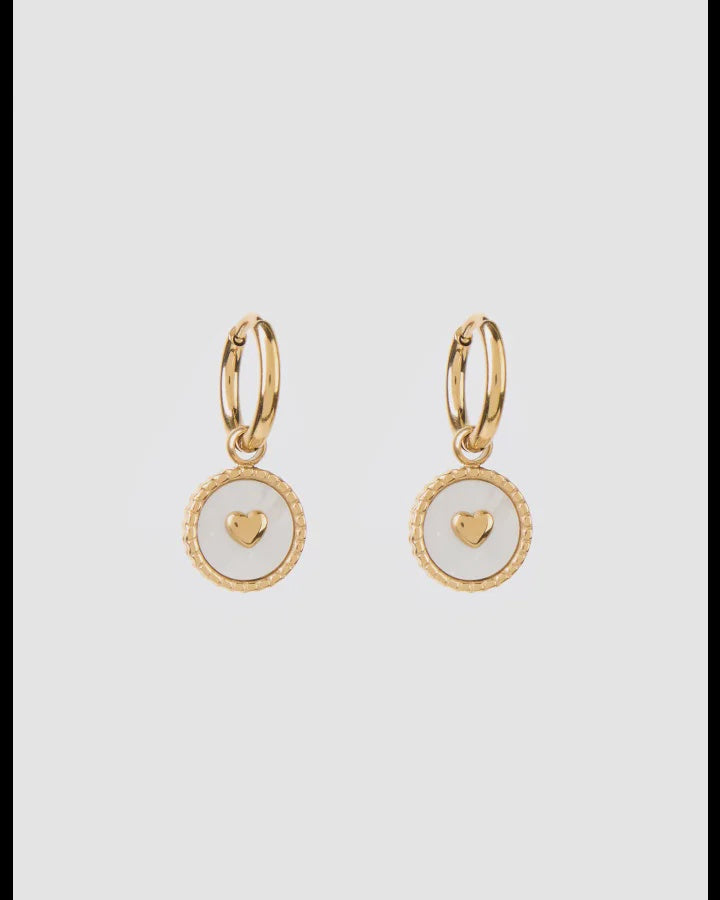 Shell Mini Heart Earrings