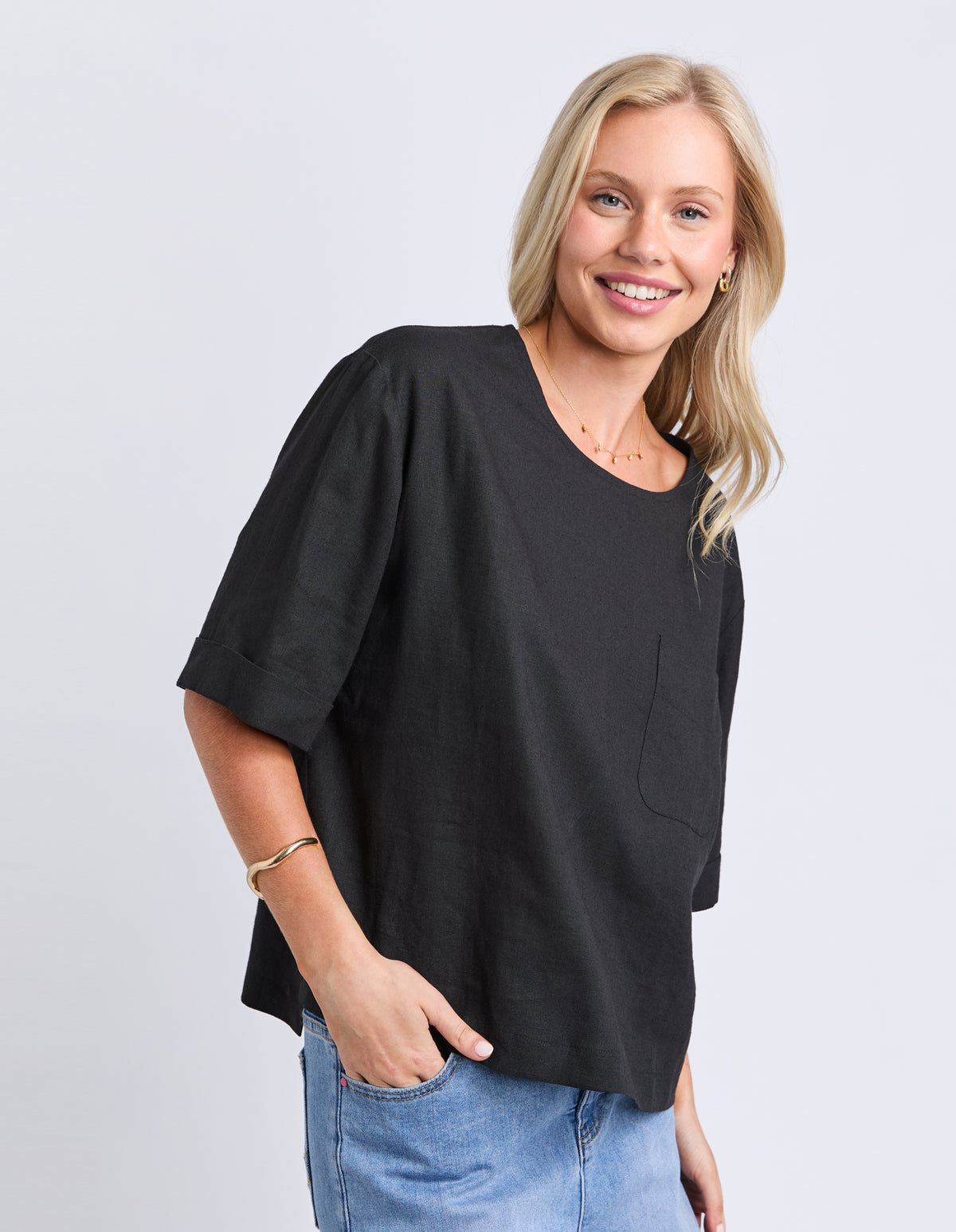 Tilly Woven Tee Black