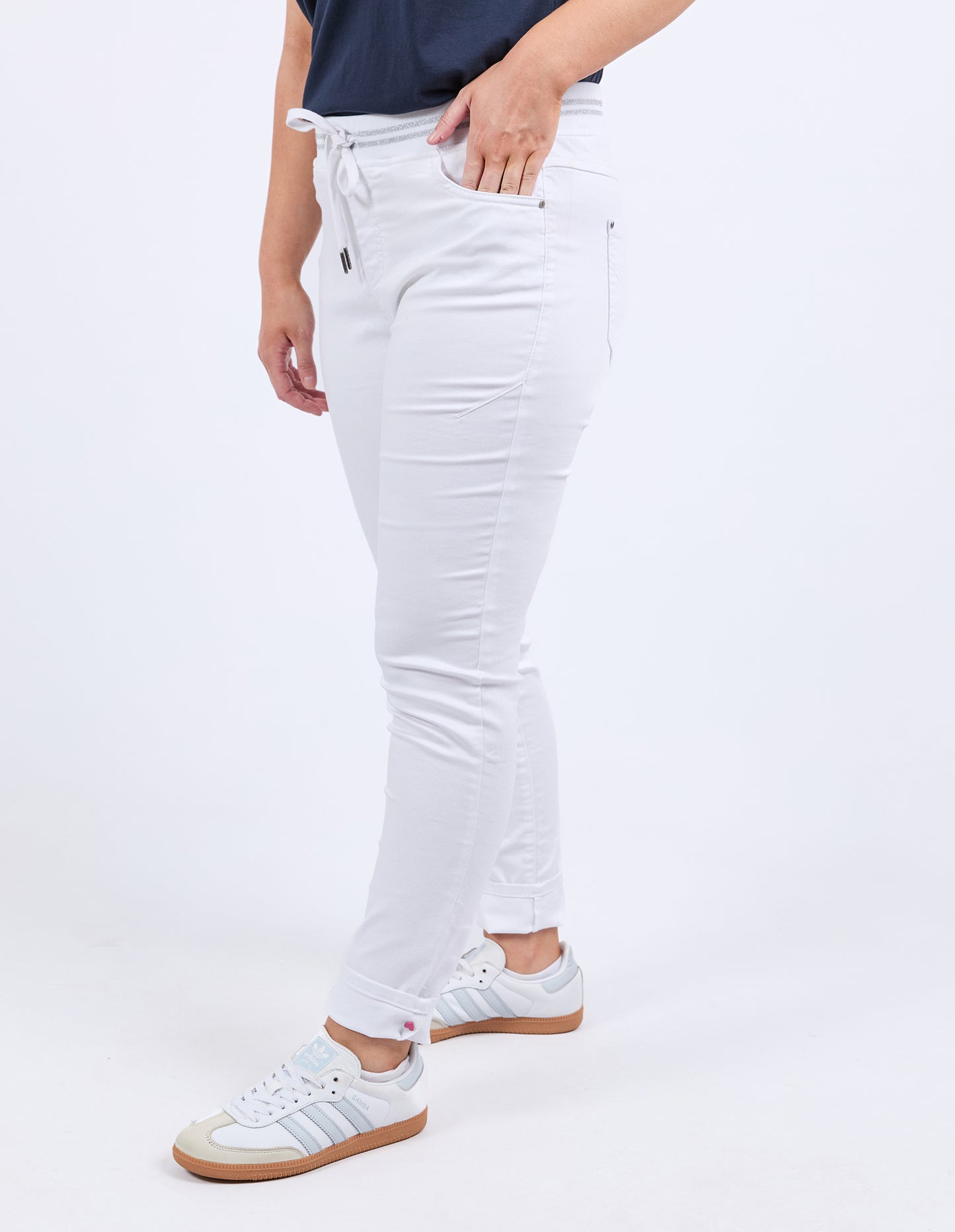 Margo Jogger White