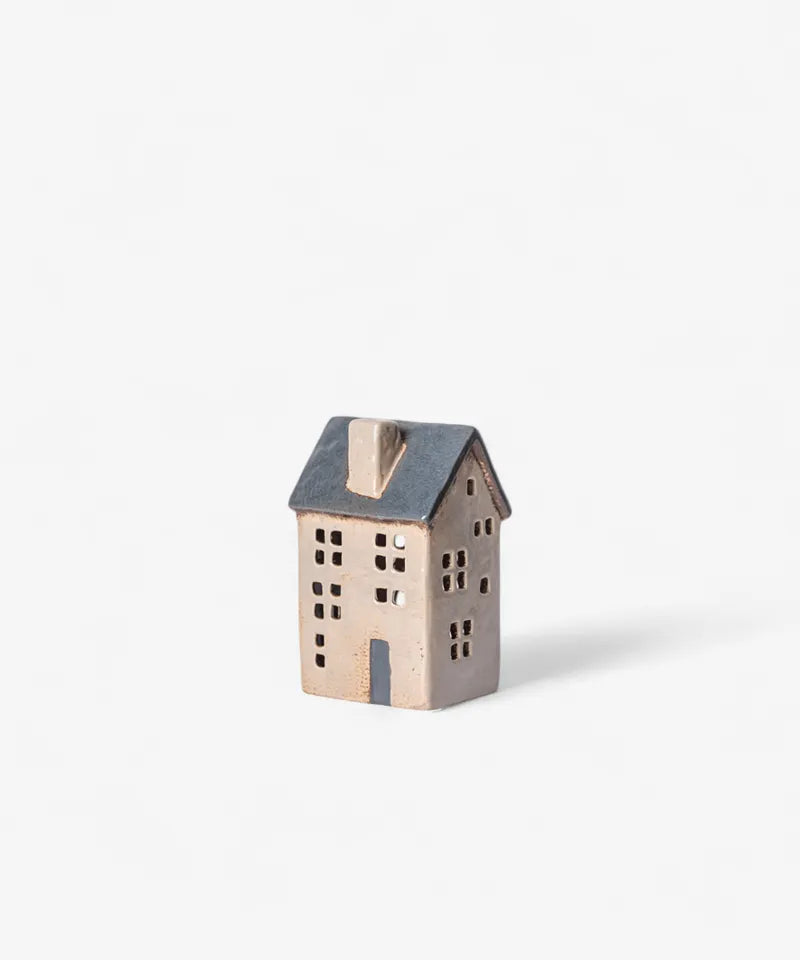 Tea Light House